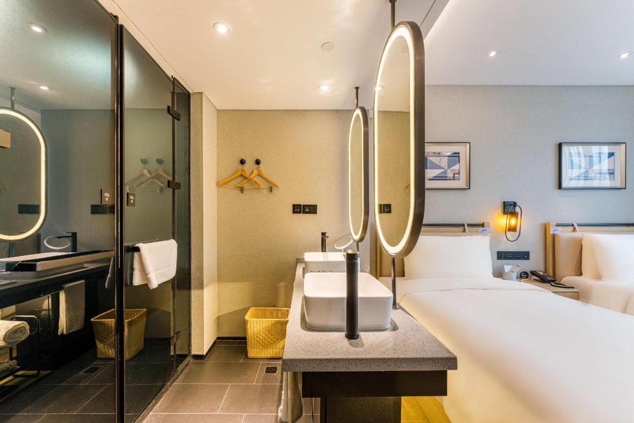 Hotel Atour X Pudong Zhangjiang Park 3*